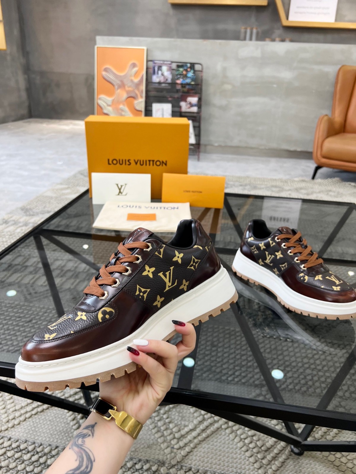 038 49123148 SIZE 38-45