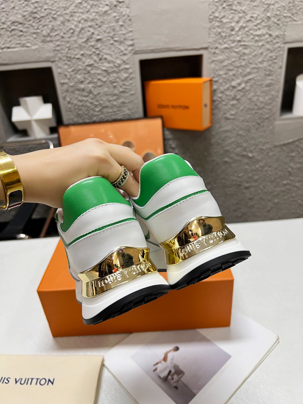 010 SIZE 35-41