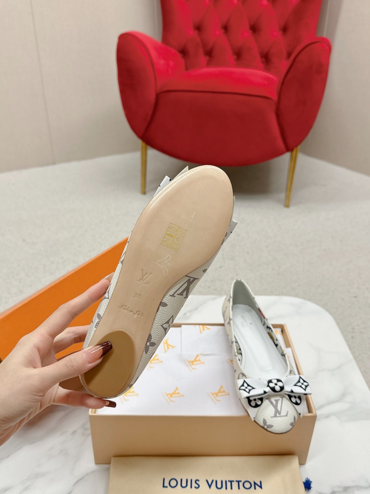 004 33123111 SIZE 34-41