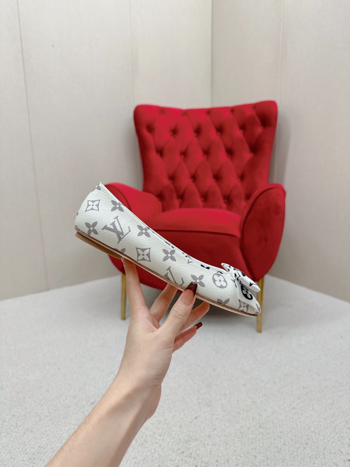 004 33123111 SIZE 34-41