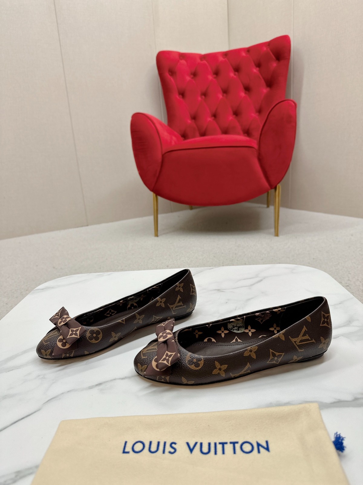 003 33123111 SIZE 34-41