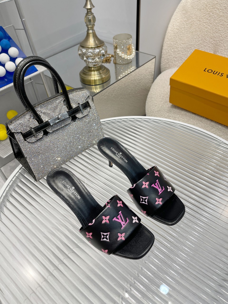 113 24123090 SIZE 35-43