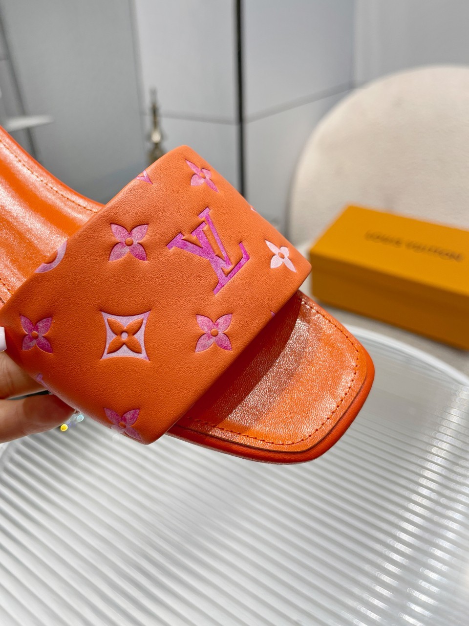 099 21123083 SIZE 35-43