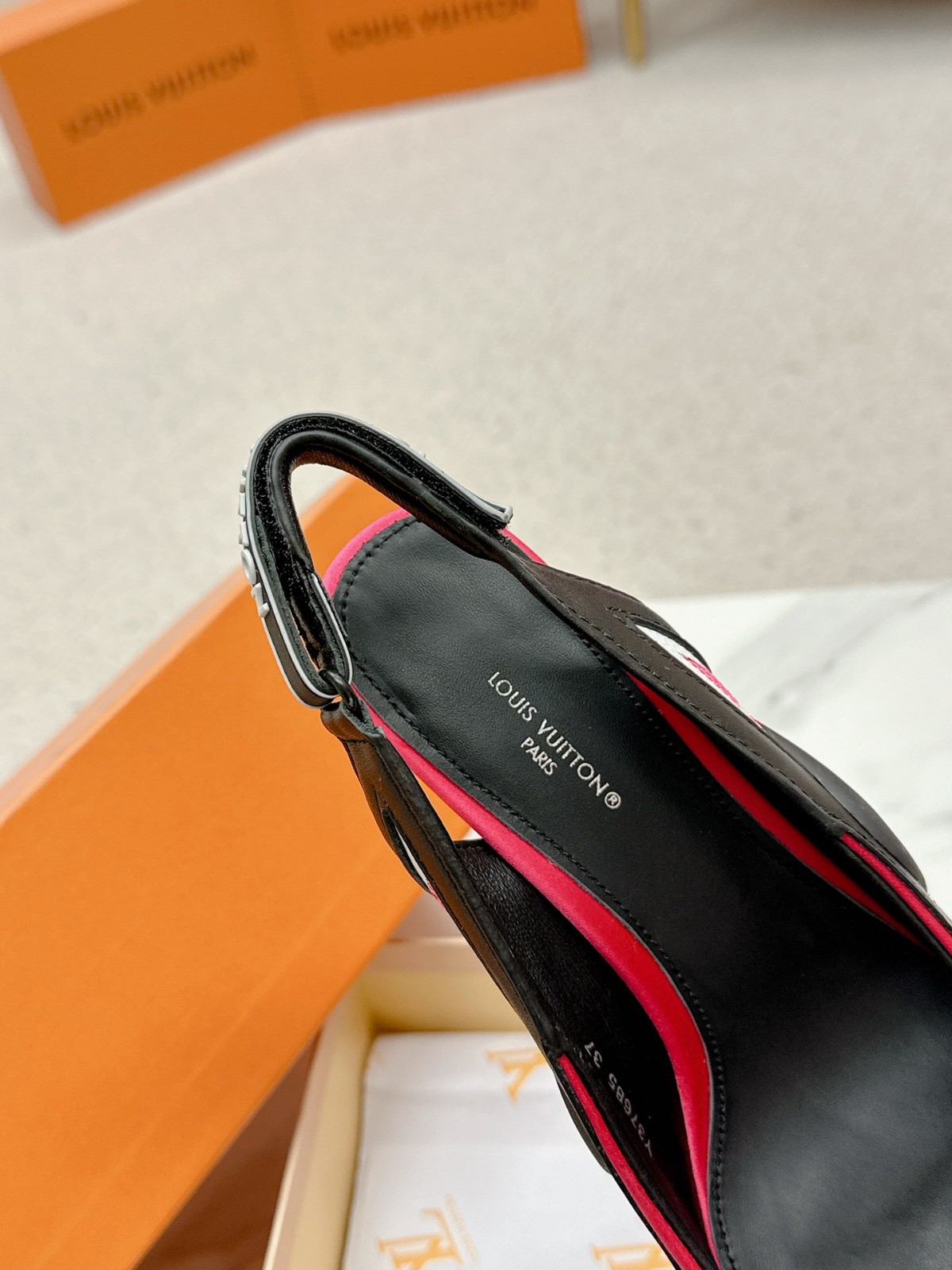 060 30123104 SIZE 35-40