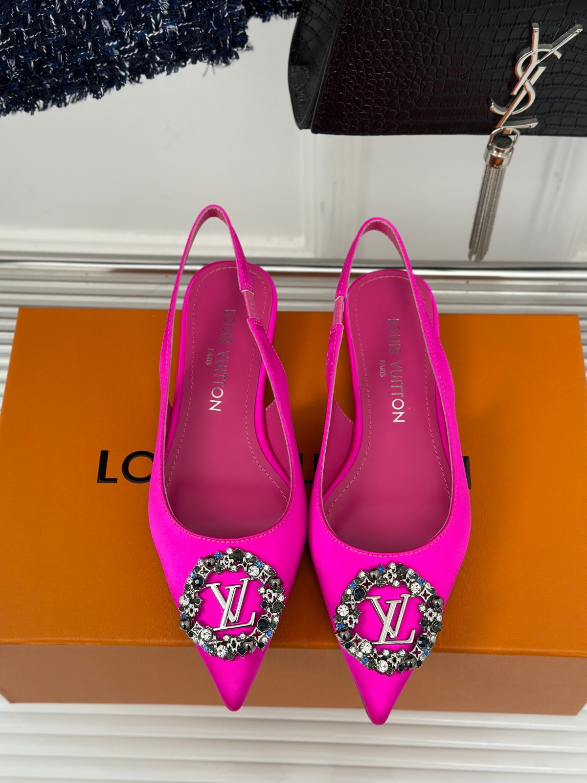 015 36123118 SIZE 35-42