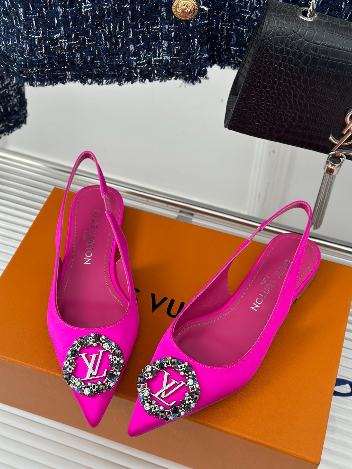 015 36123118 SIZE 35-42