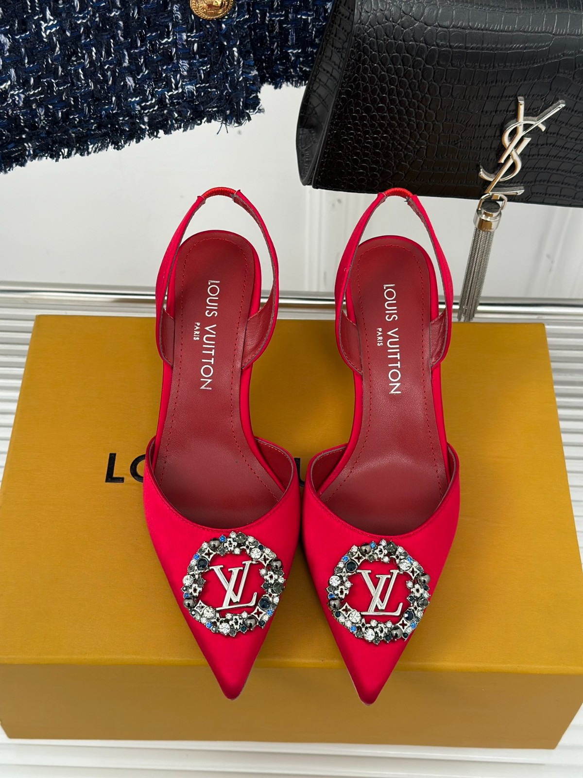 012 36123118 SIZE 35-42