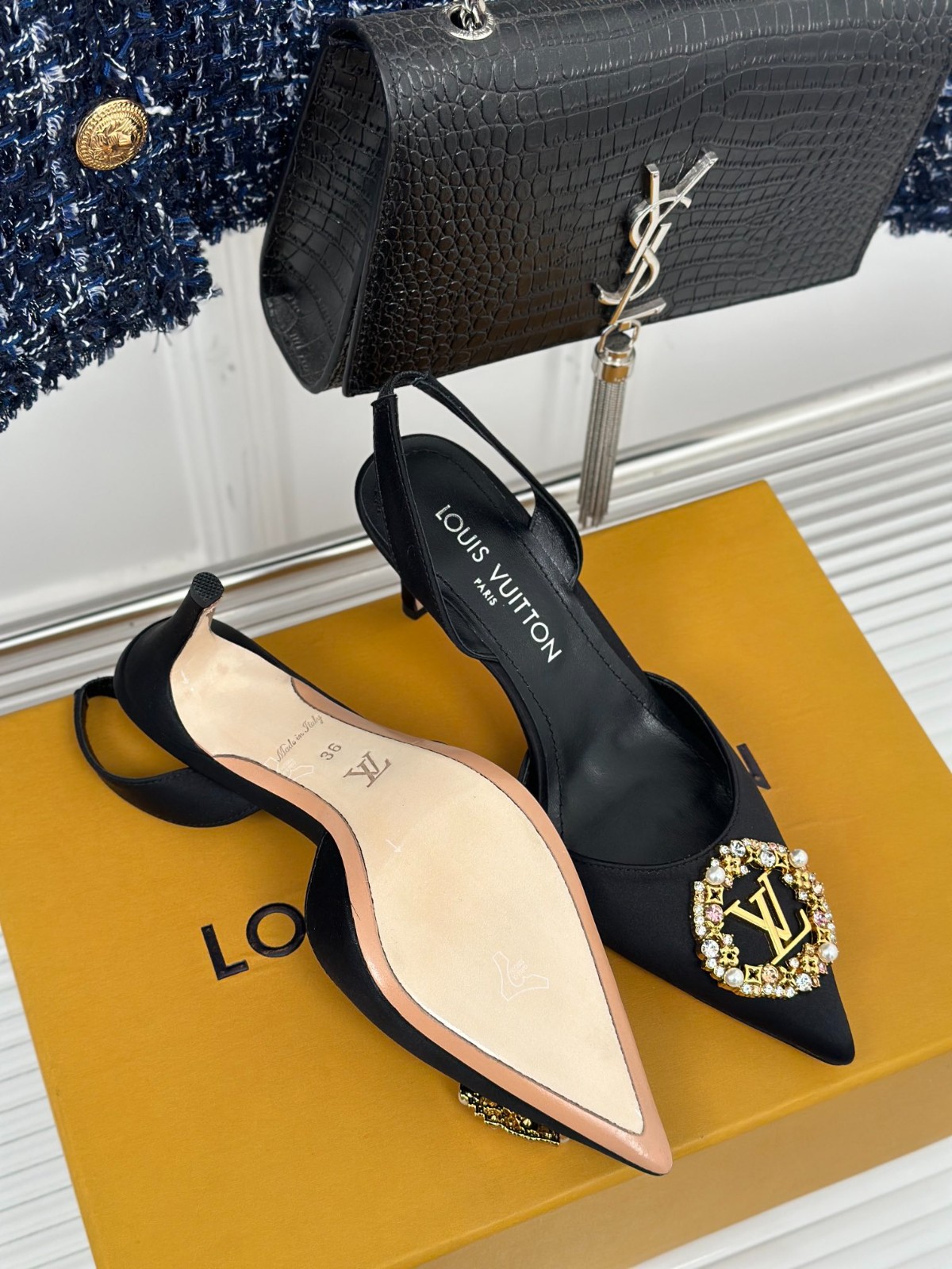 009 36123118 SIZE 35-42
