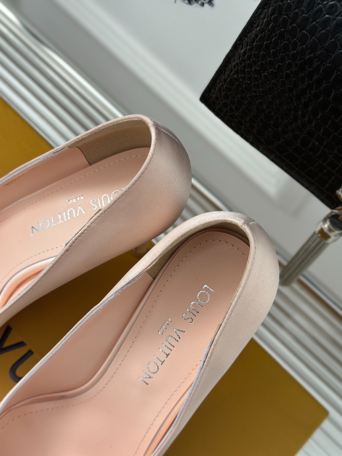 006 36123118 SIZE 35-42
