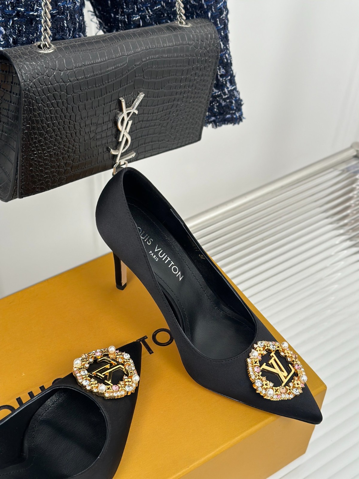 003 36123118 SIZE 35-42