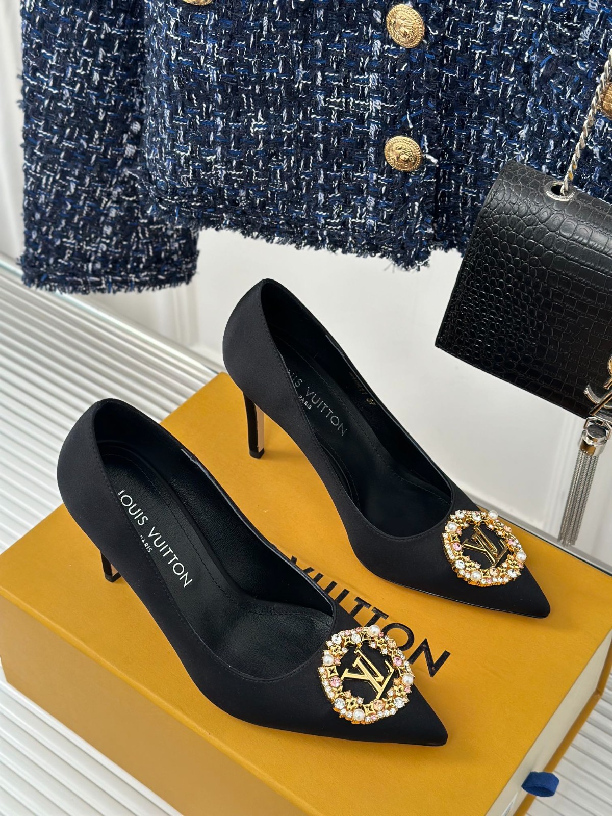 003 36123118 SIZE 35-42