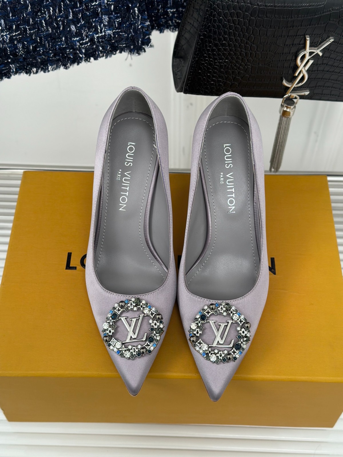 001 36123118 SIZE 35-42