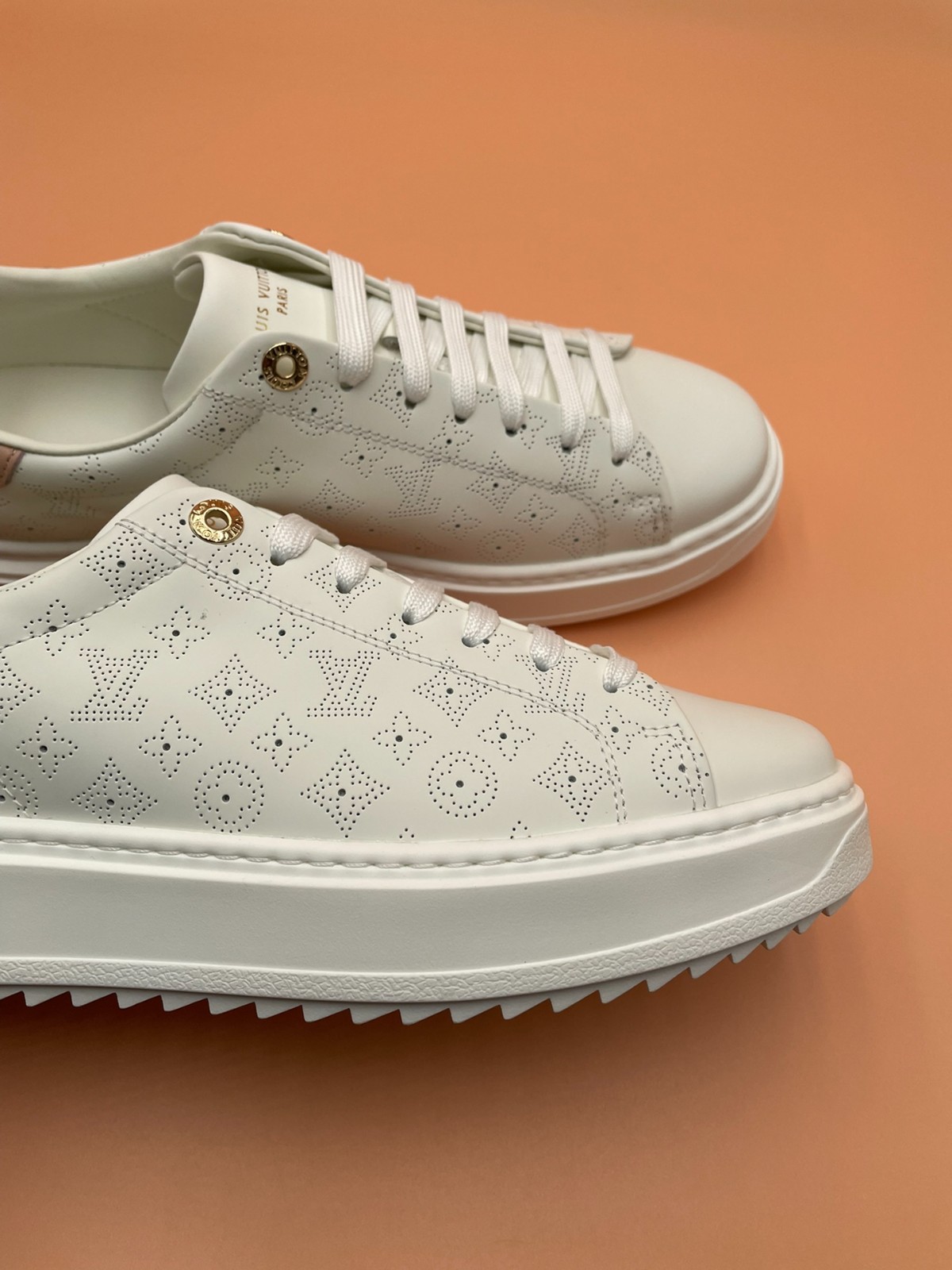 111 39123125 SIZE 35-46