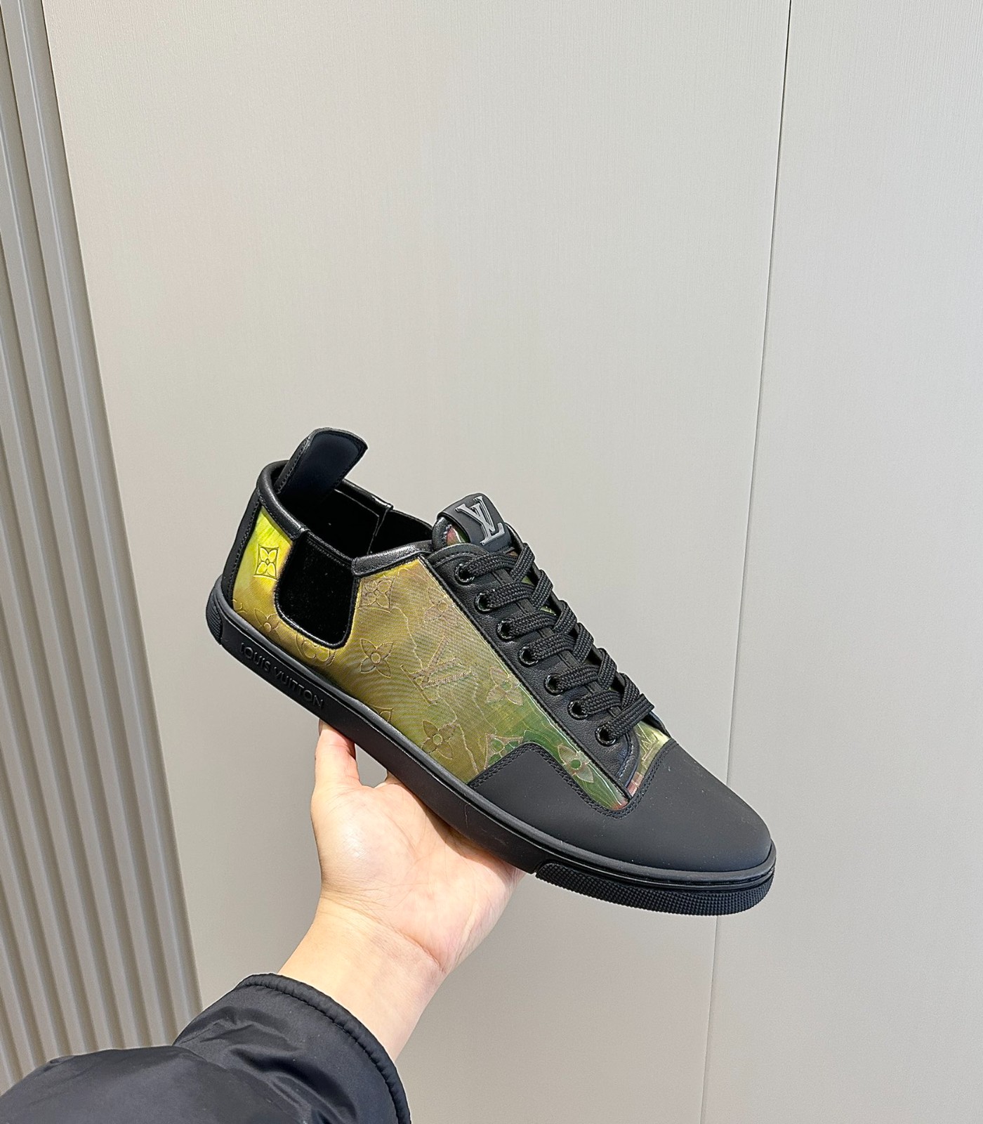 106 42123132 SIZE 38-45