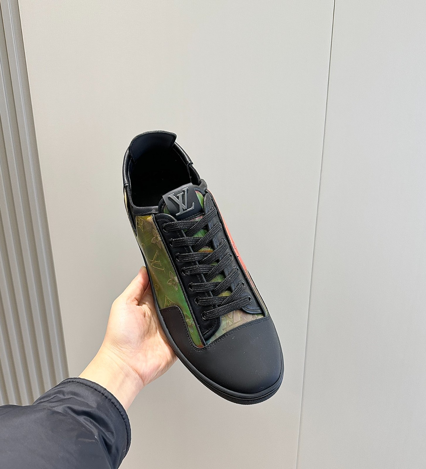 106 42123132 SIZE 38-45