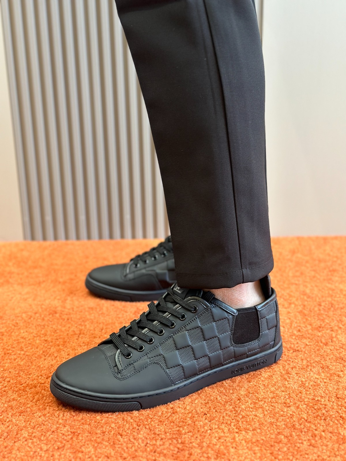101 42123132 SIZE 38-45