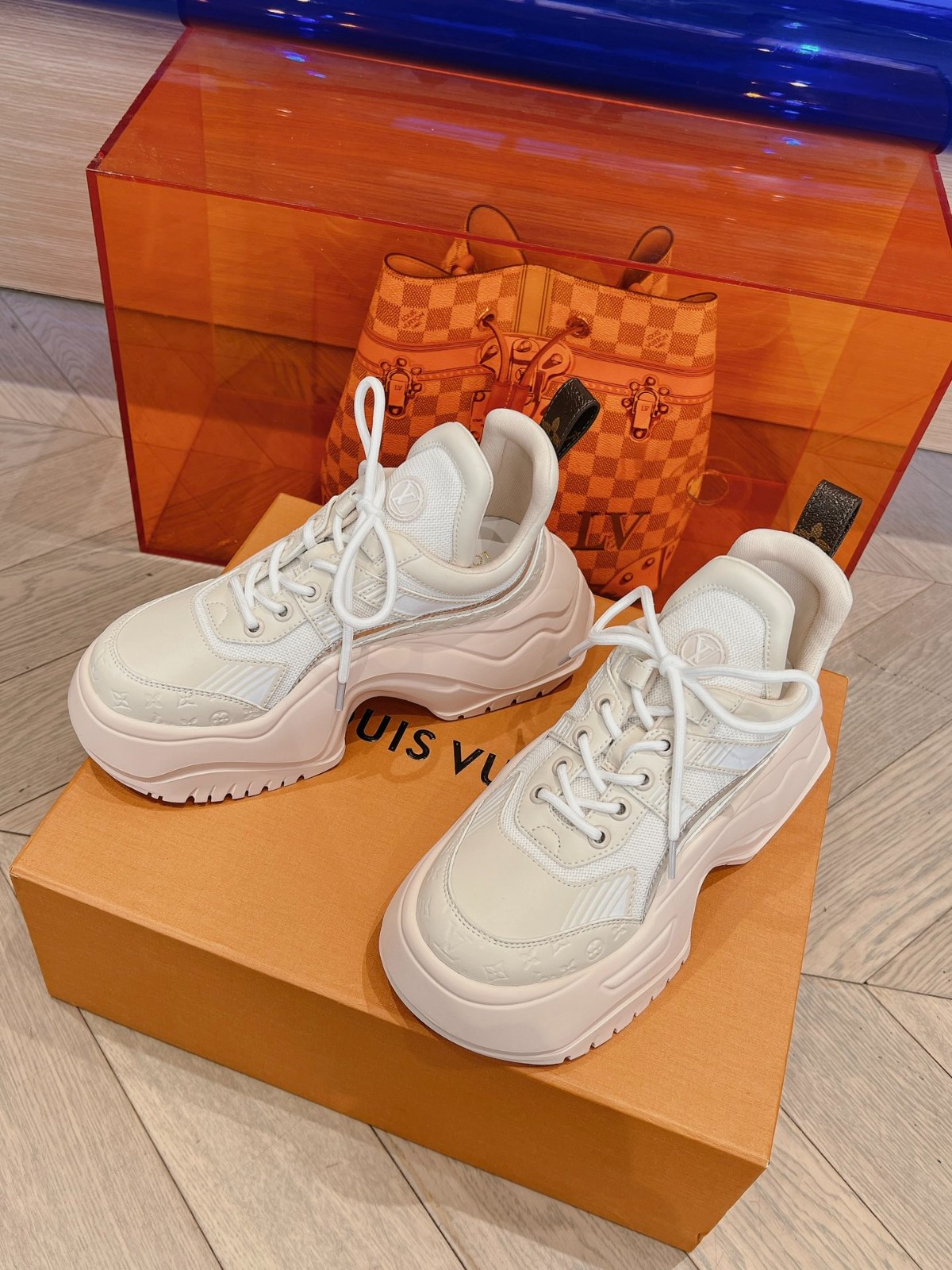 058 53123157 SIZE 35-41