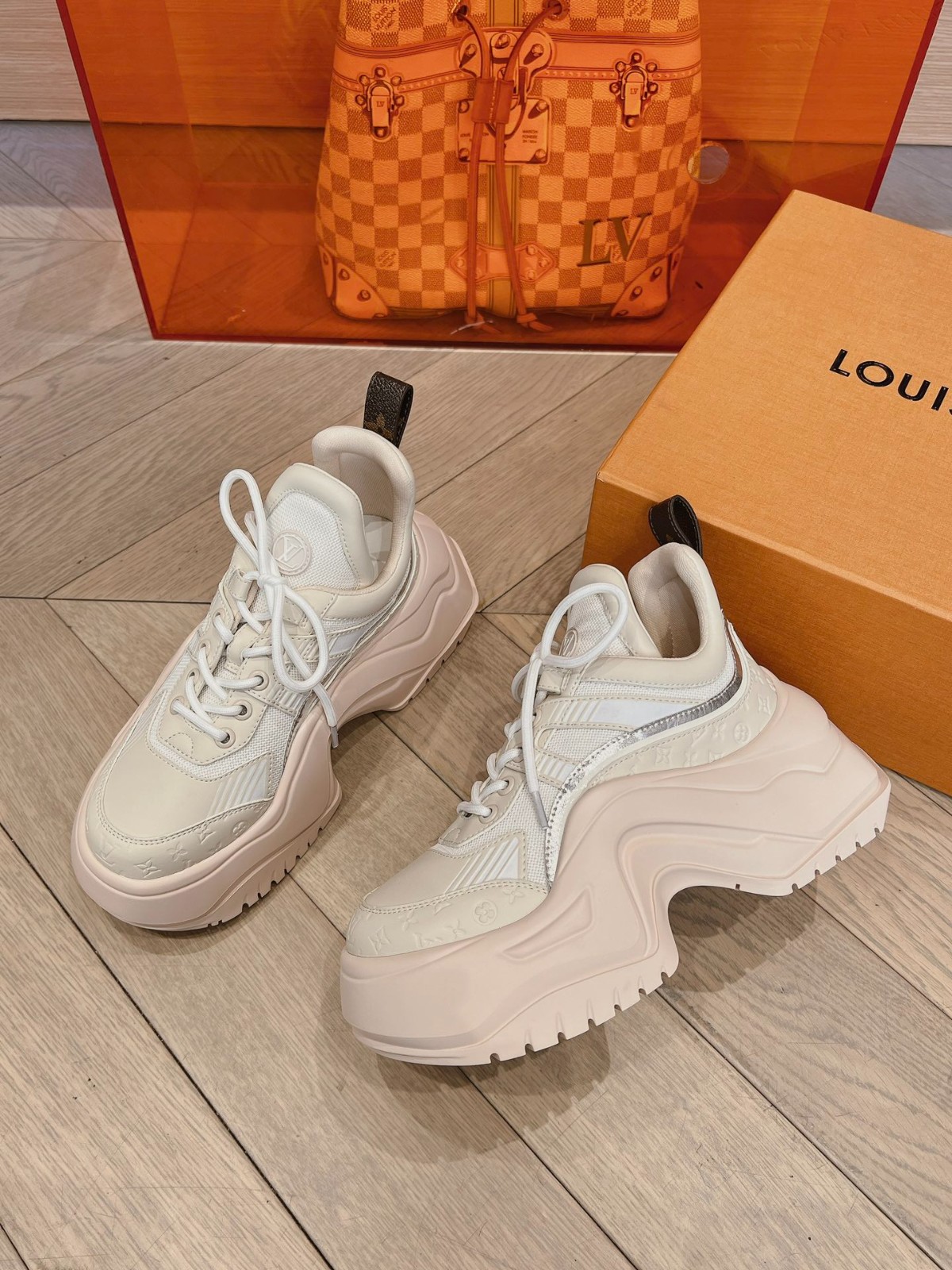 058 53123157 SIZE 35-41