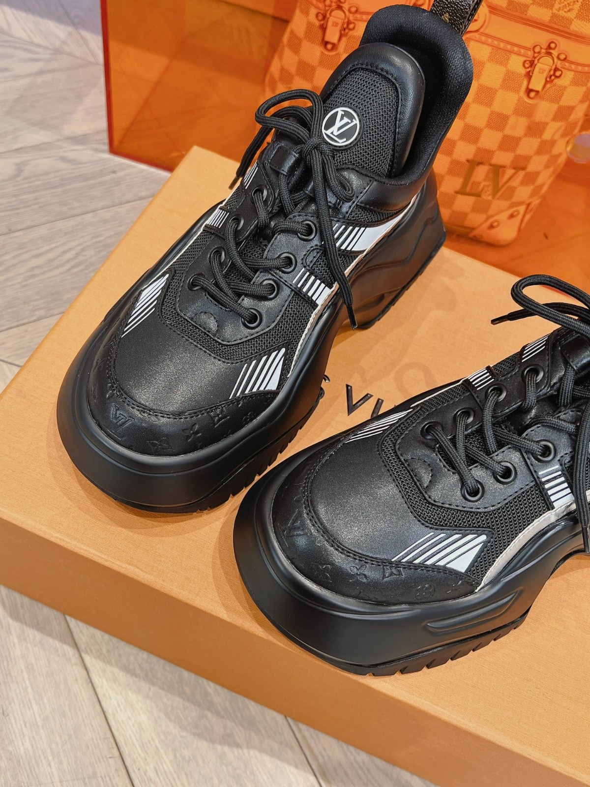 057 53123157 SIZE 35-41