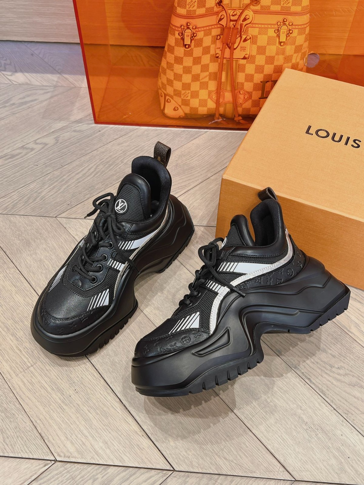 057 53123157 SIZE 35-41