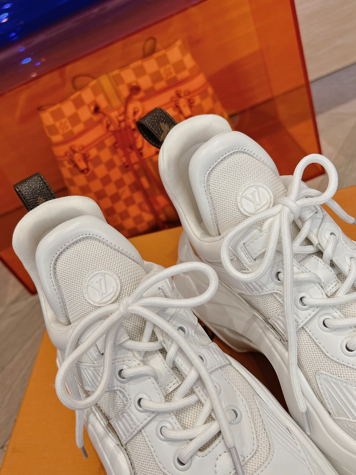 056 53123157 SIZE 35-41