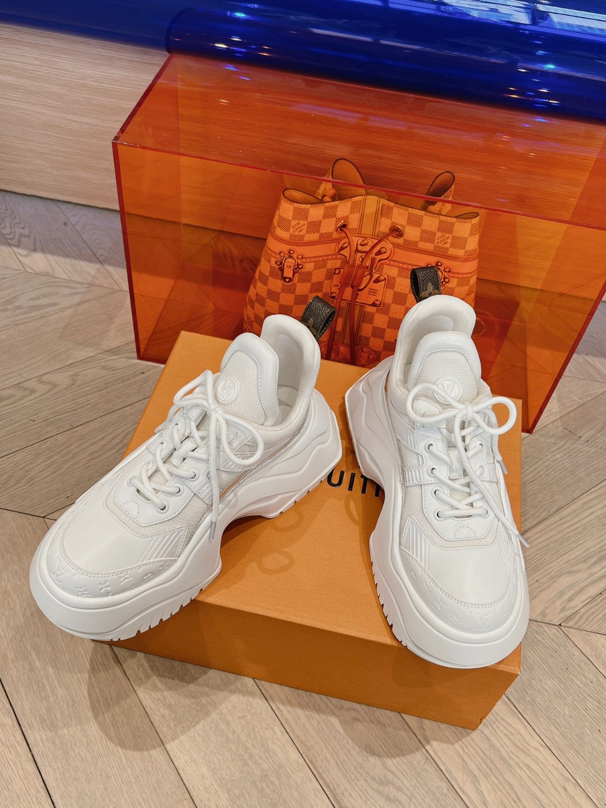 056 53123157 SIZE 35-41
