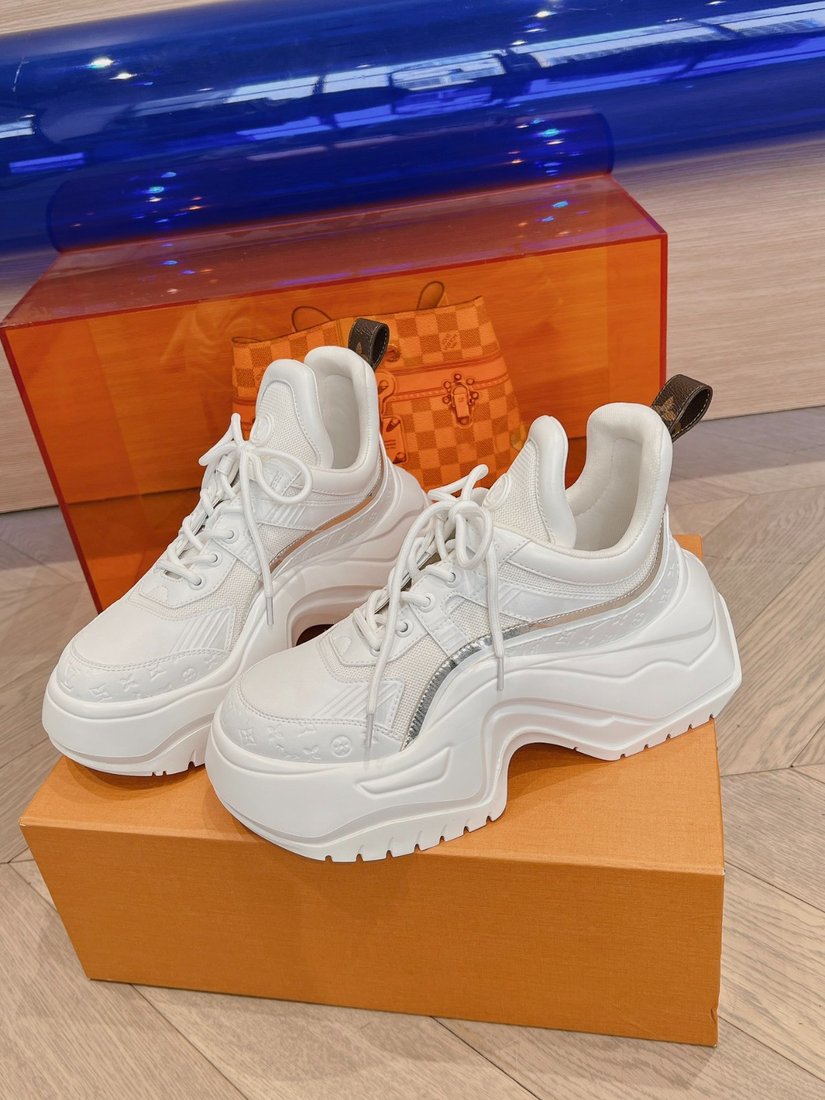 056 53123157 SIZE 35-41