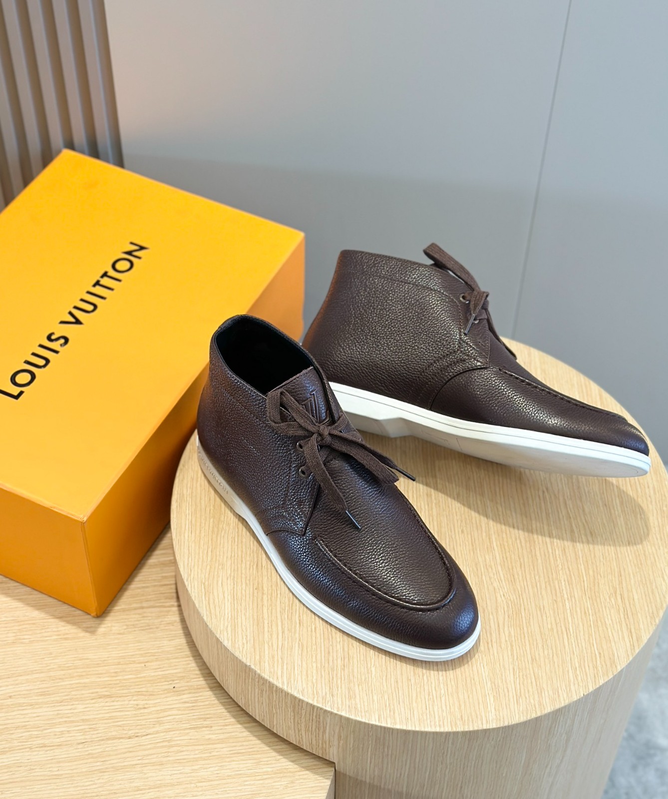 053 44123134 SIZE 38-45