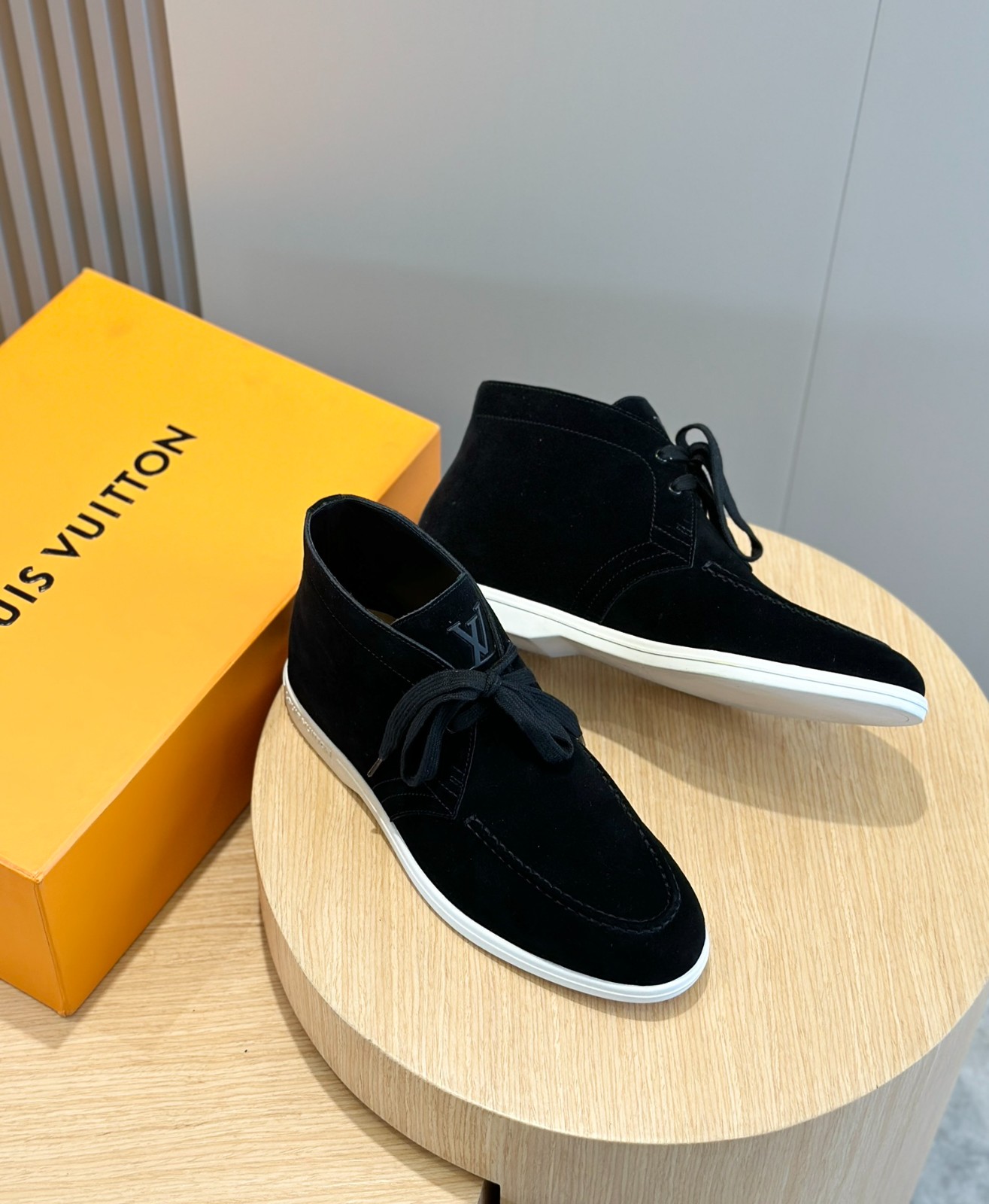 051 44123134 SIZE 38-45
