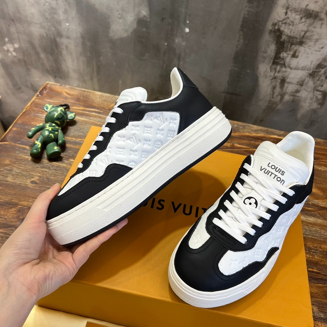 044 38123123 SIZE 35-42