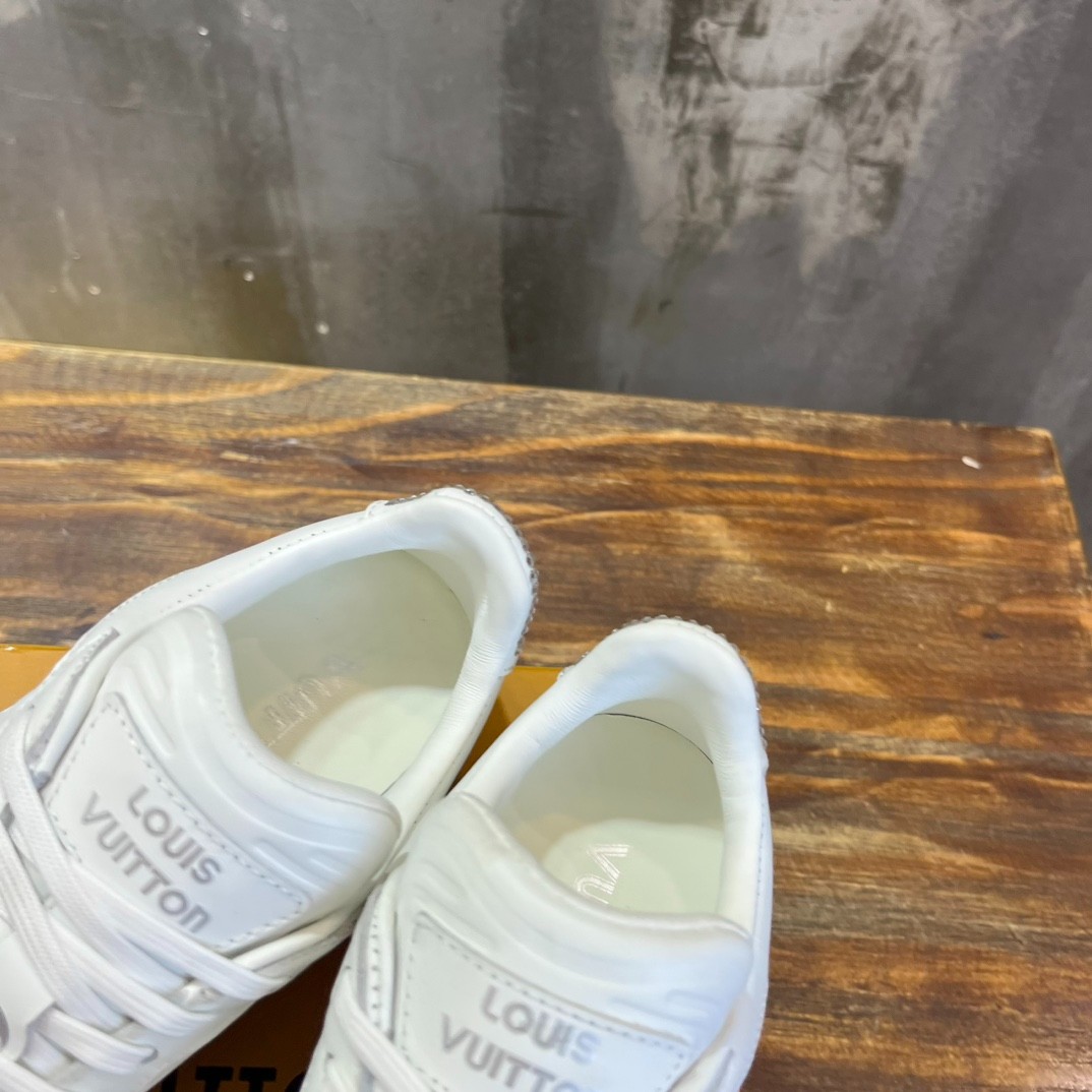 043 38123123 SIZE 35-42