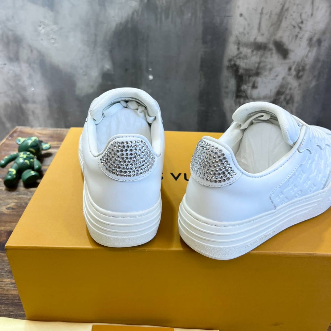 043 38123123 SIZE 35-42