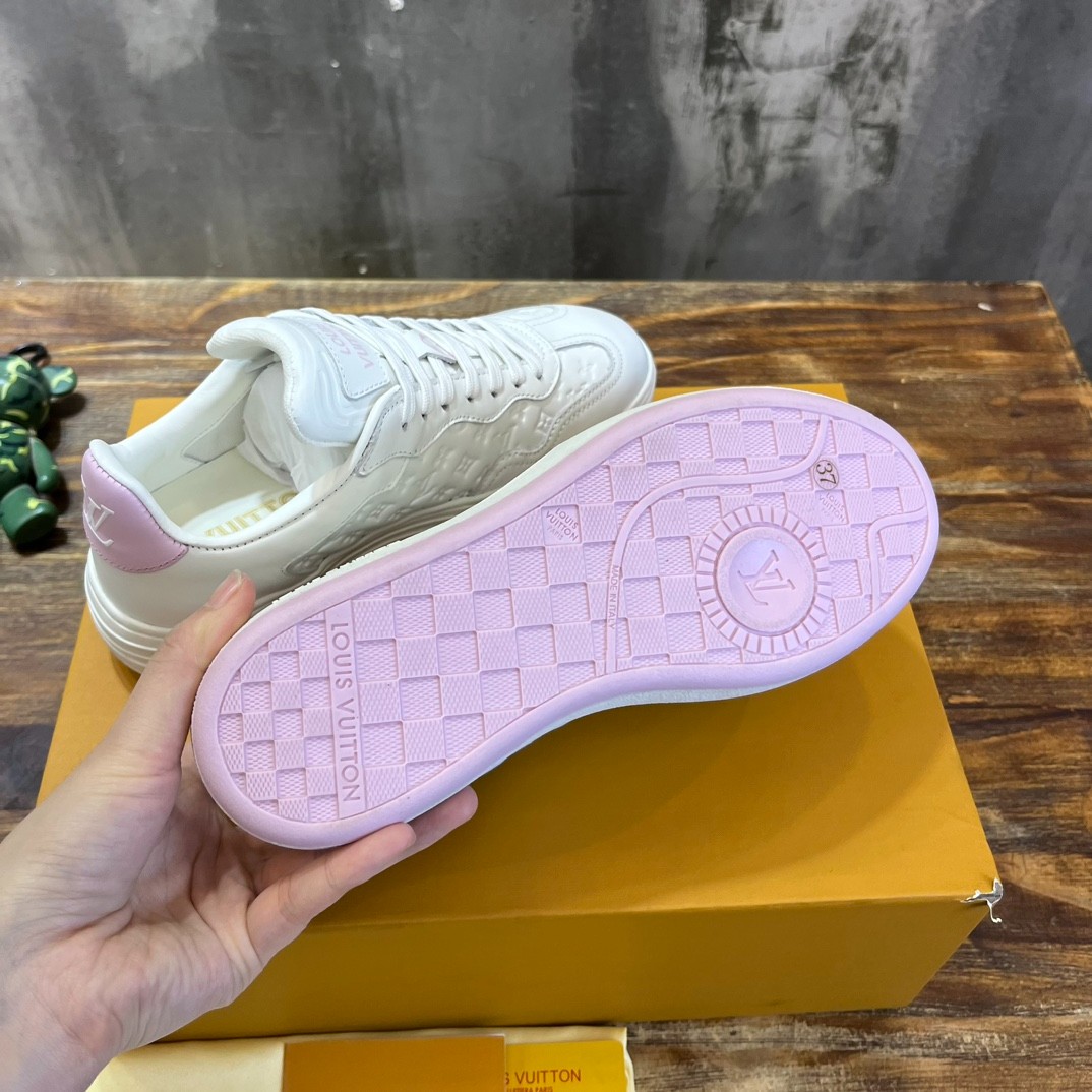 040 38123123 SIZE 35-42