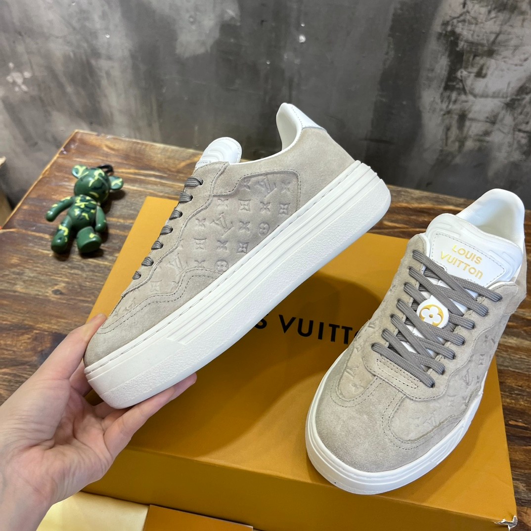 039 38123123 SIZE 35-42