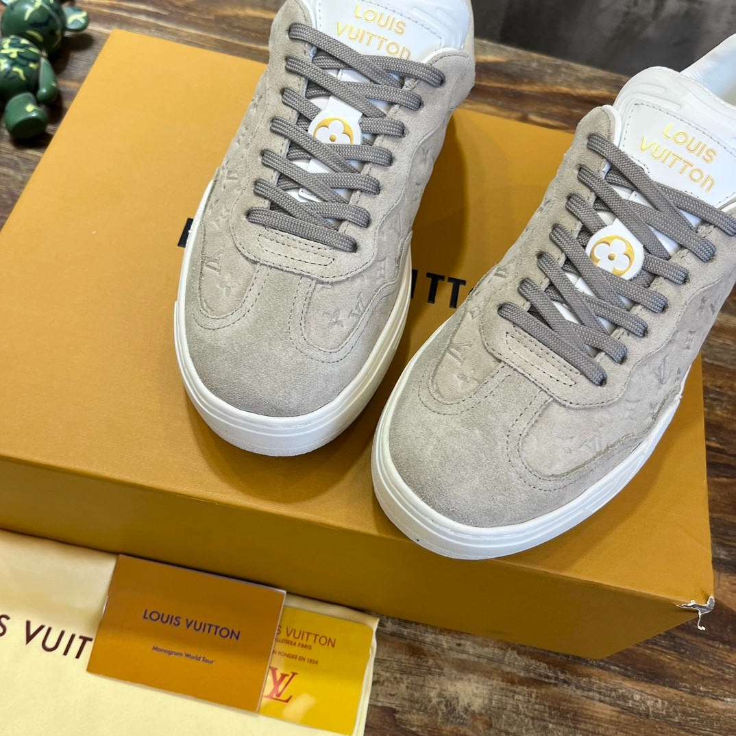 039 38123123 SIZE 35-42