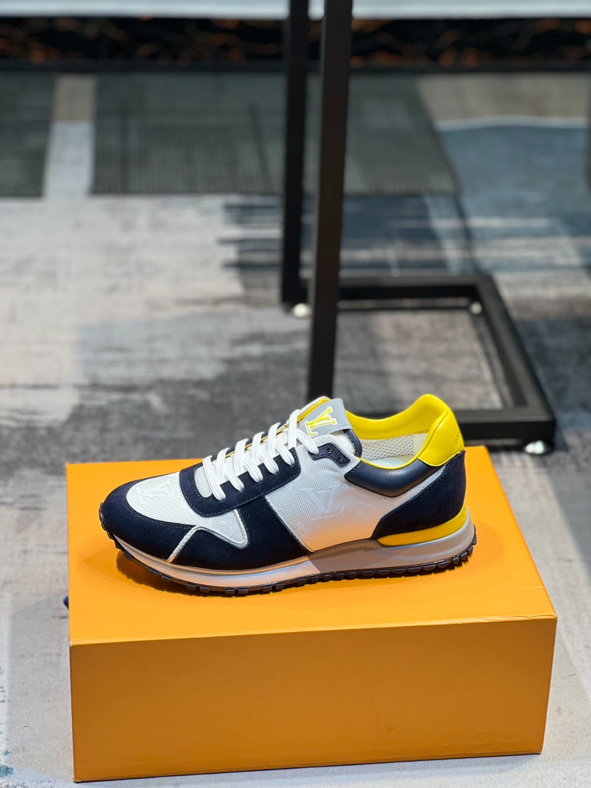 011 41123130 SIZE 38-45