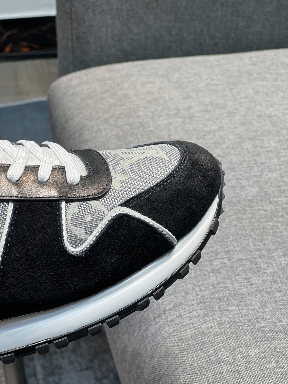 009 41123130 SIZE 38-45