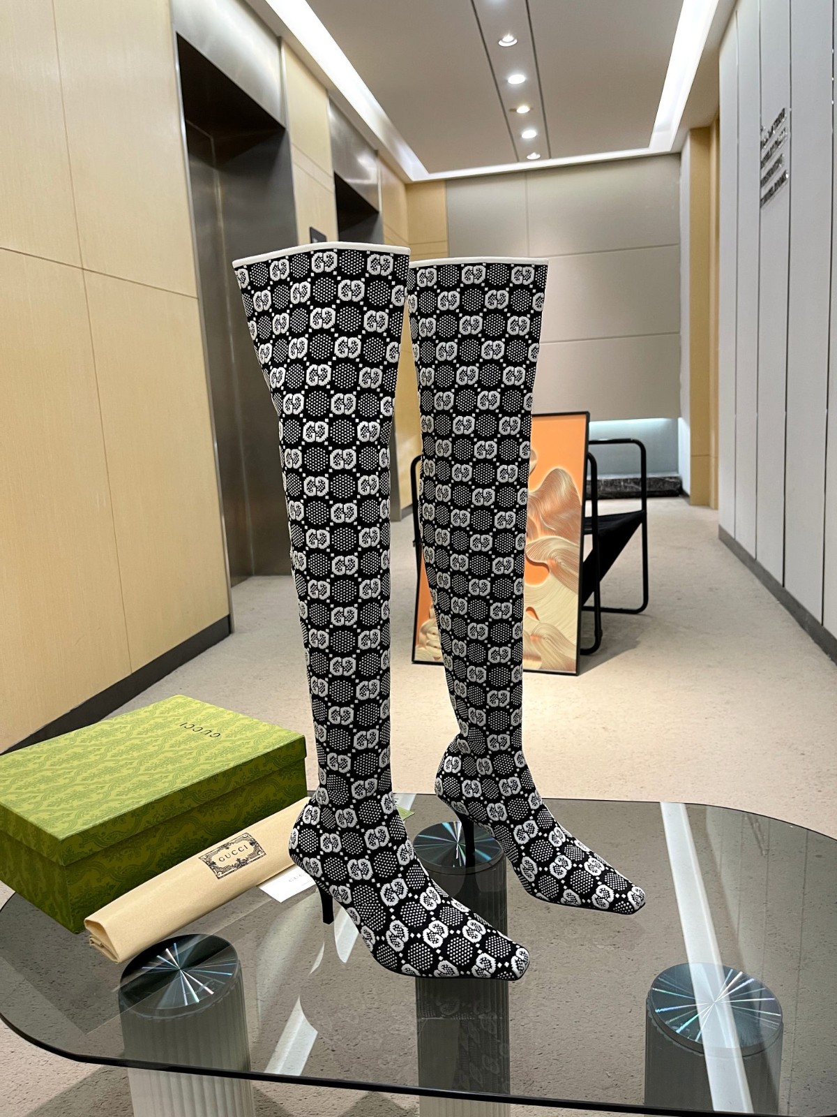 40 34123113 SIZE 35-42