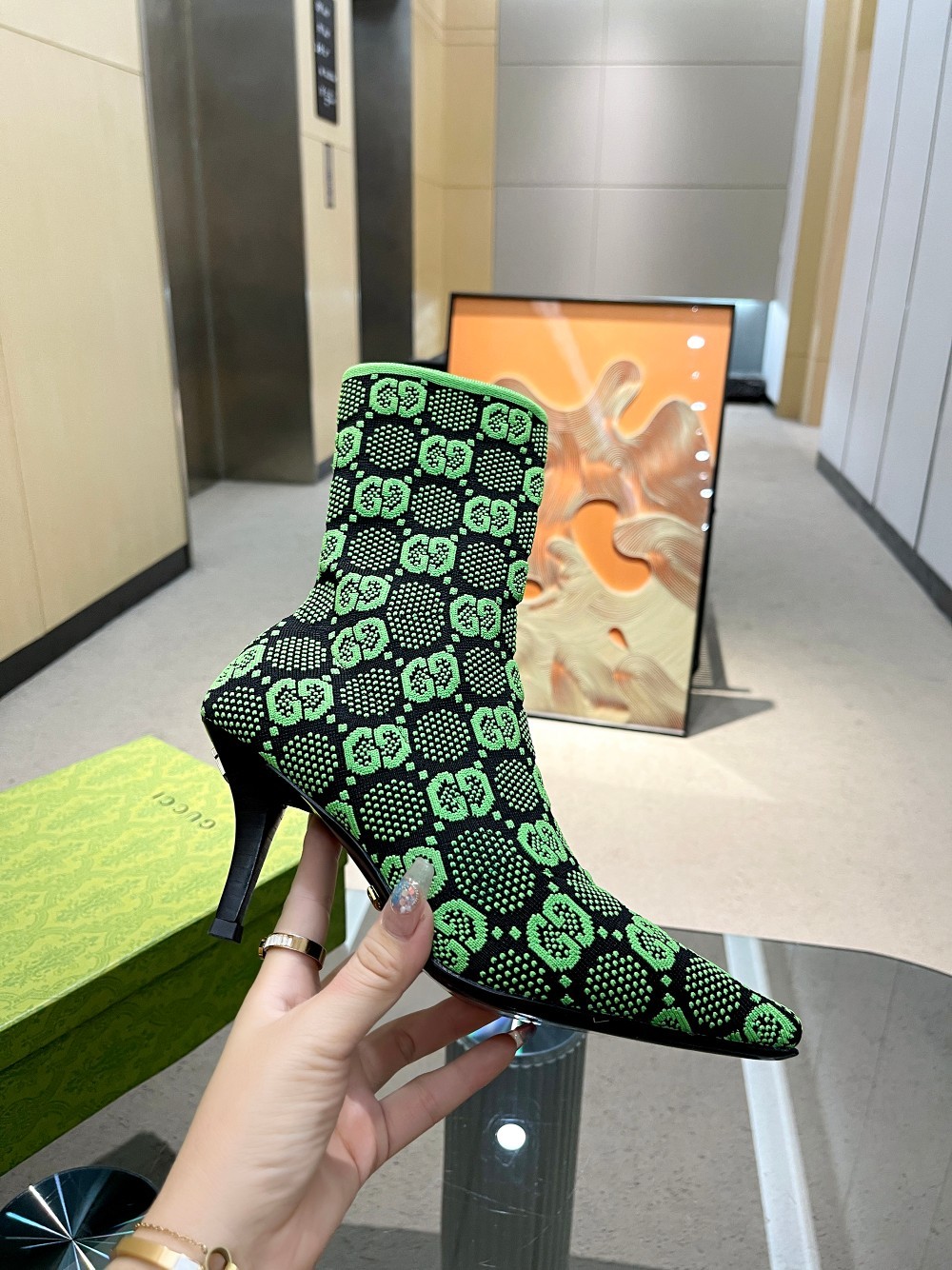 33 28123099 SIZE 35-42