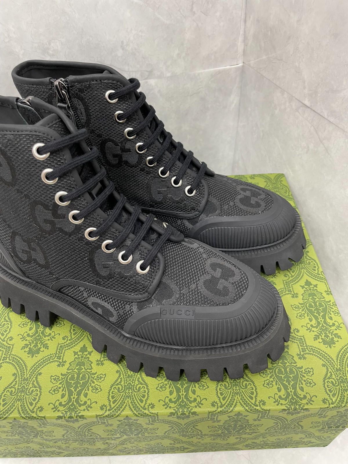 28 34123113 SIZE 36-47