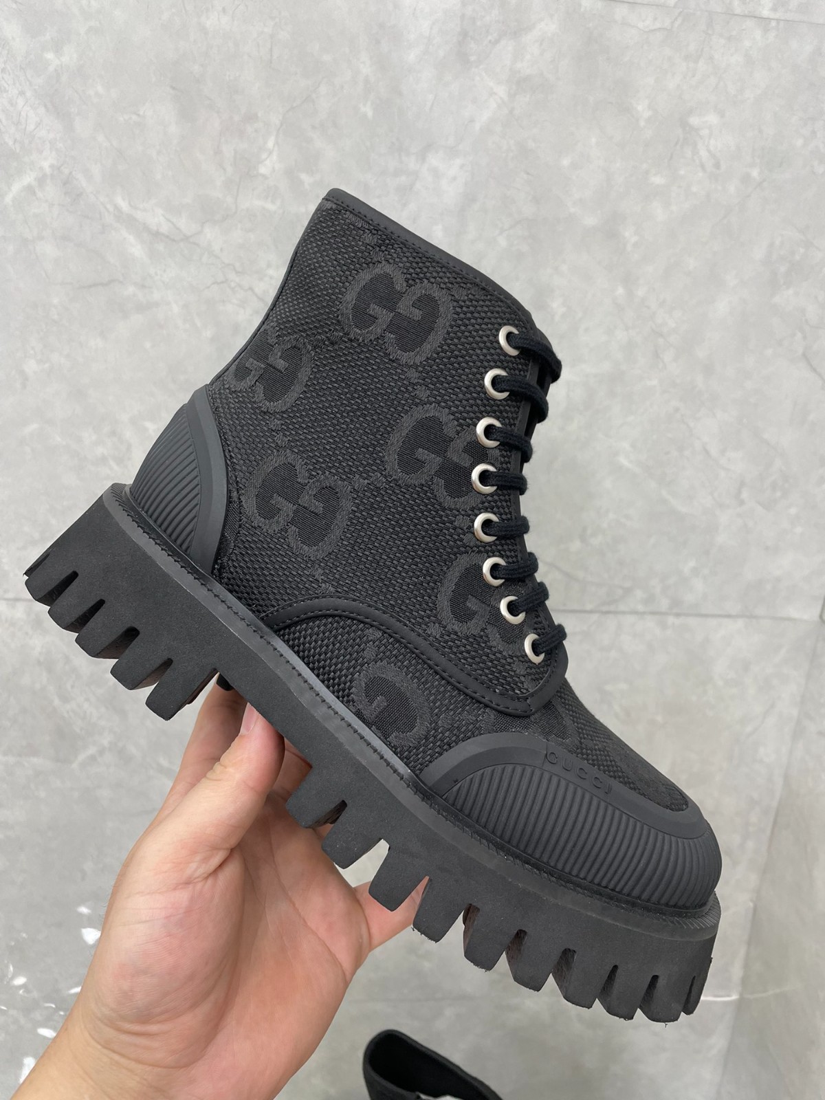 28 34123113 SIZE 36-47