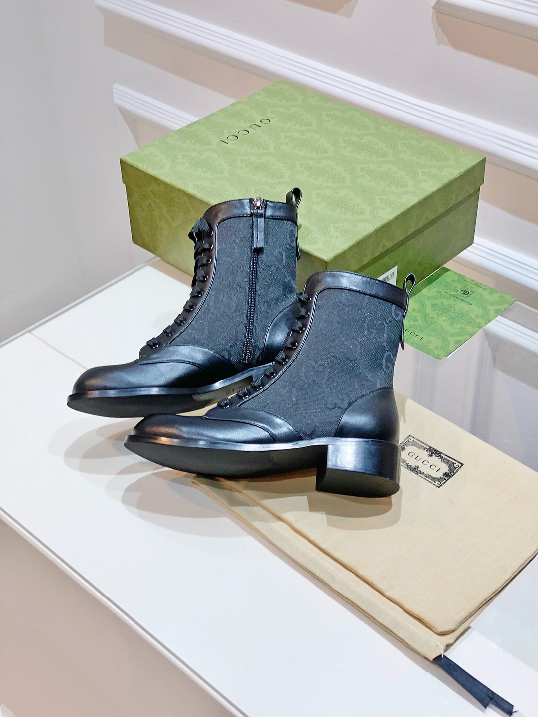17 35123116 SIZE 35-40