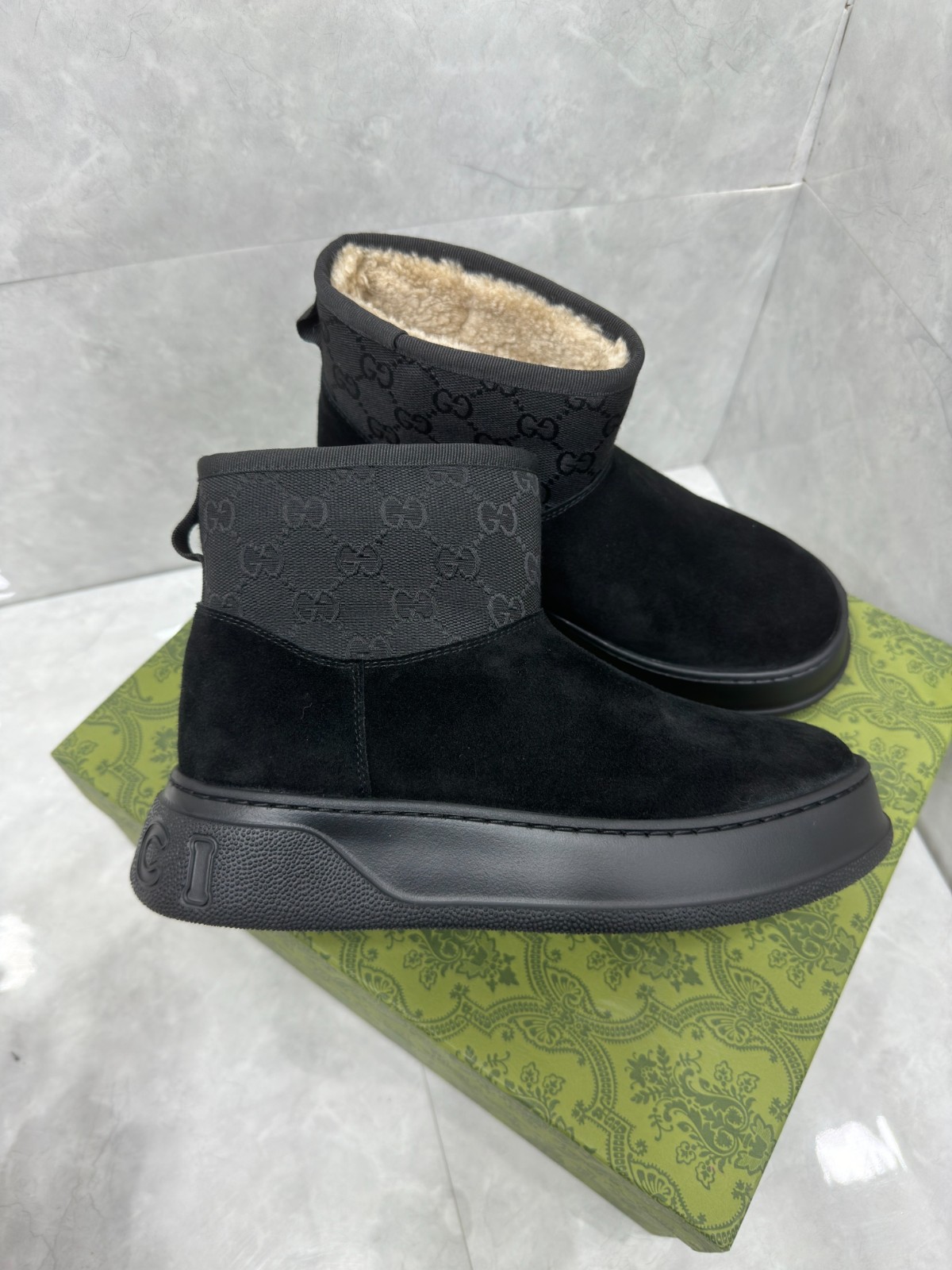10 32123109 SIZE 35-42