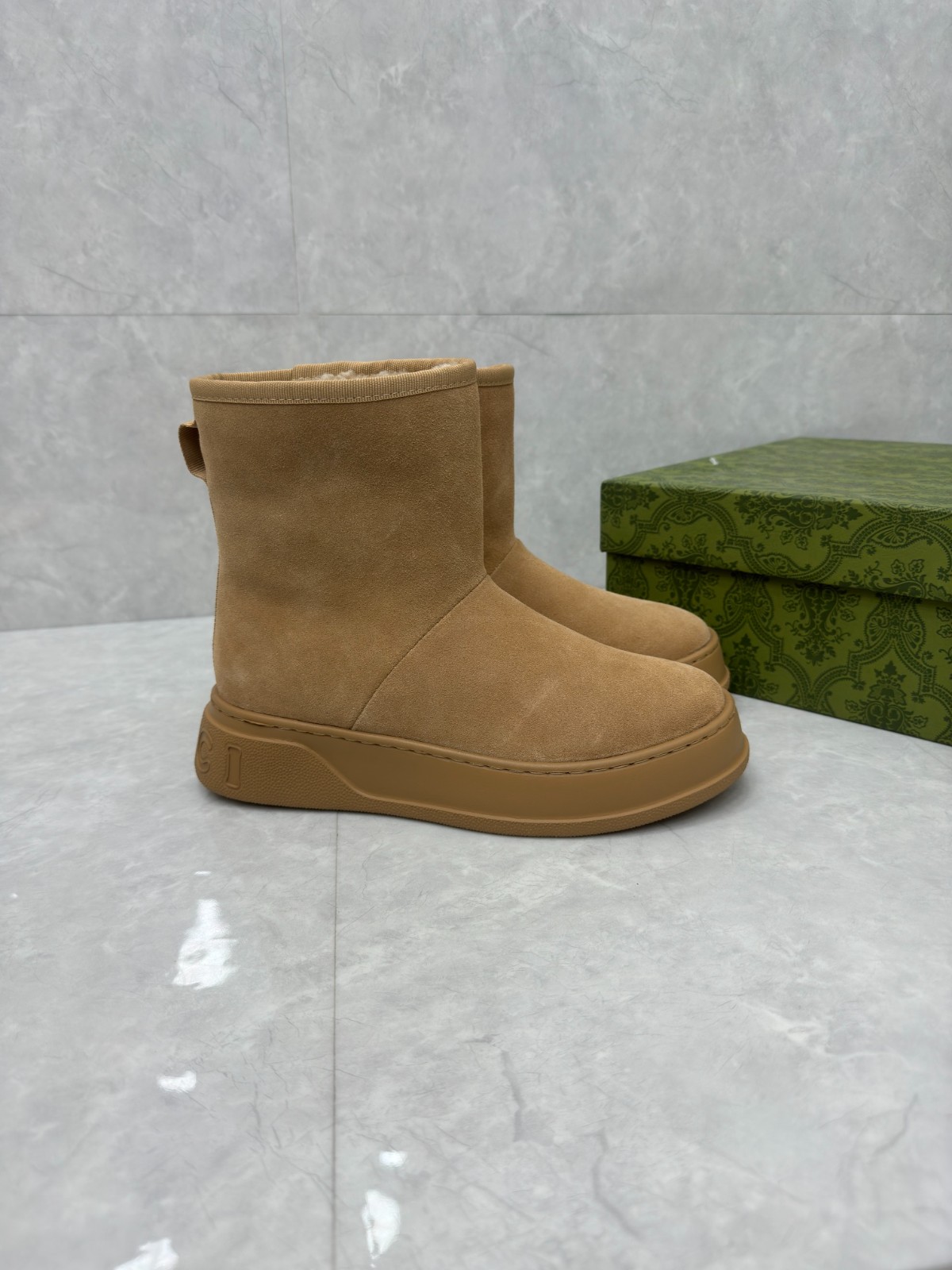 02 32123109 SIZE 35-42