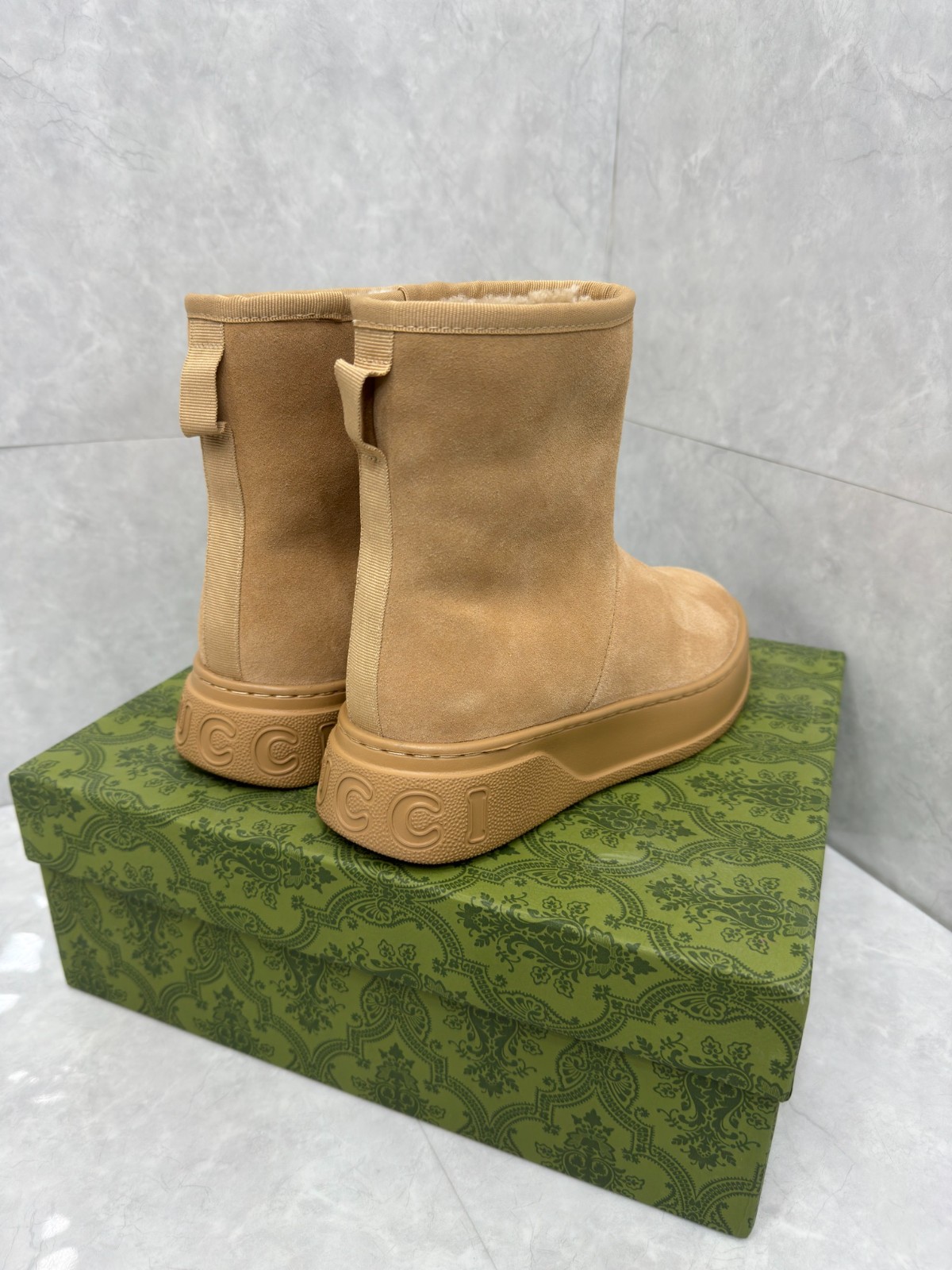 02 32123109 SIZE 35-42