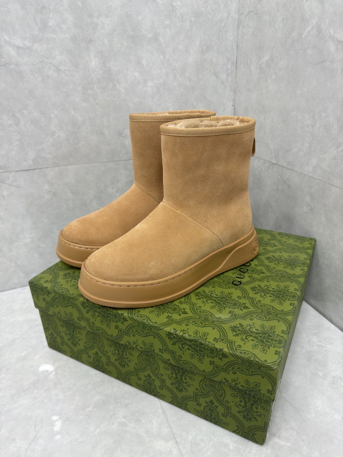 02 32123109 SIZE 35-42