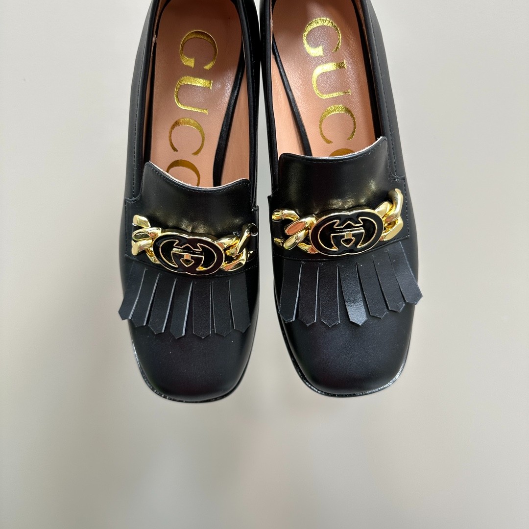120 37123125 SIZE 35-42