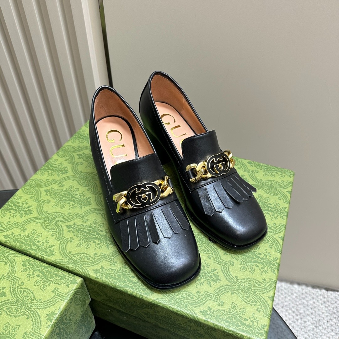 120 37123125 SIZE 35-42