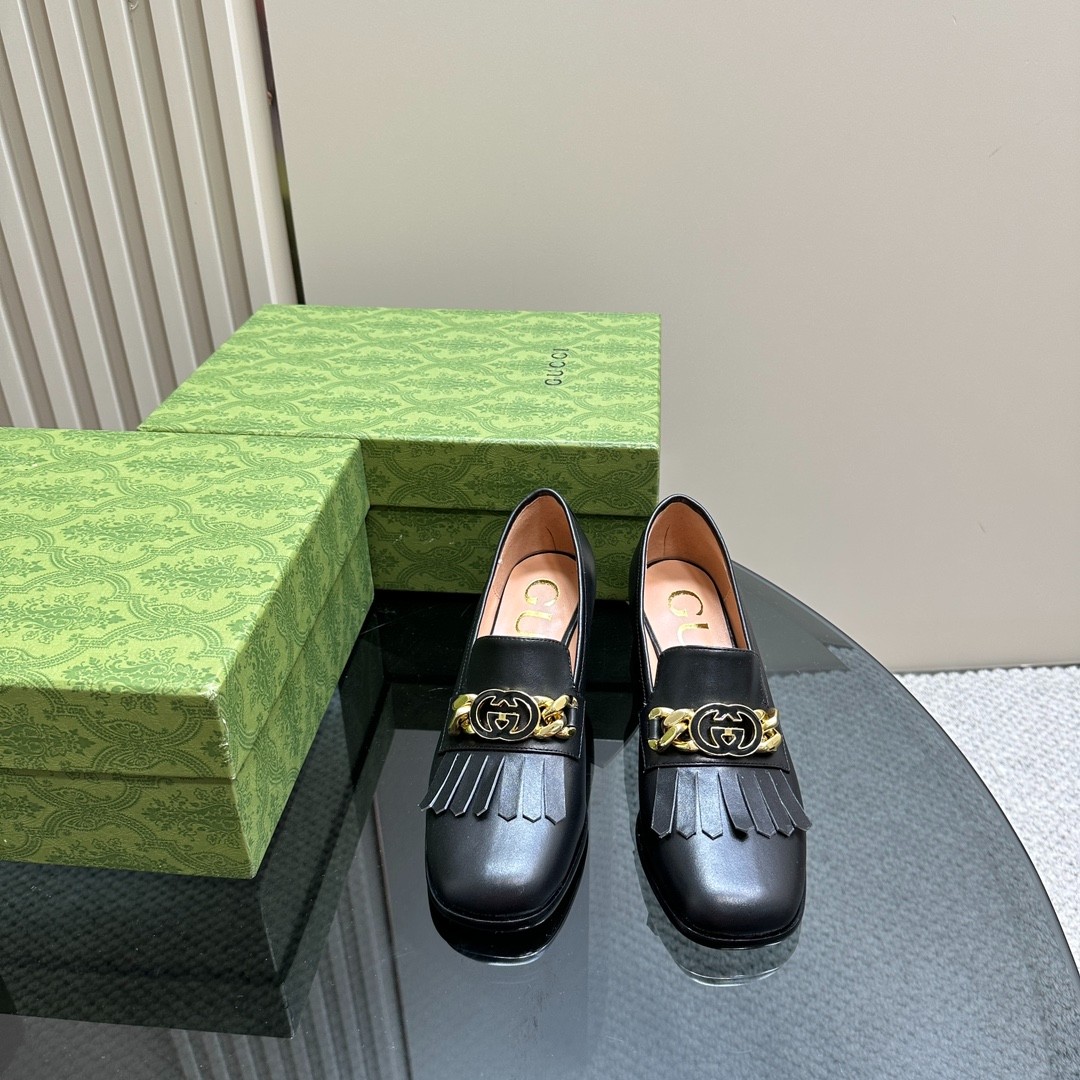 120 37123125 SIZE 35-42