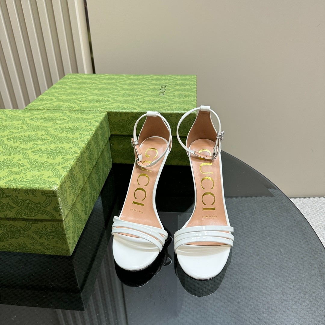 117 36123118 SIZE 35-41
